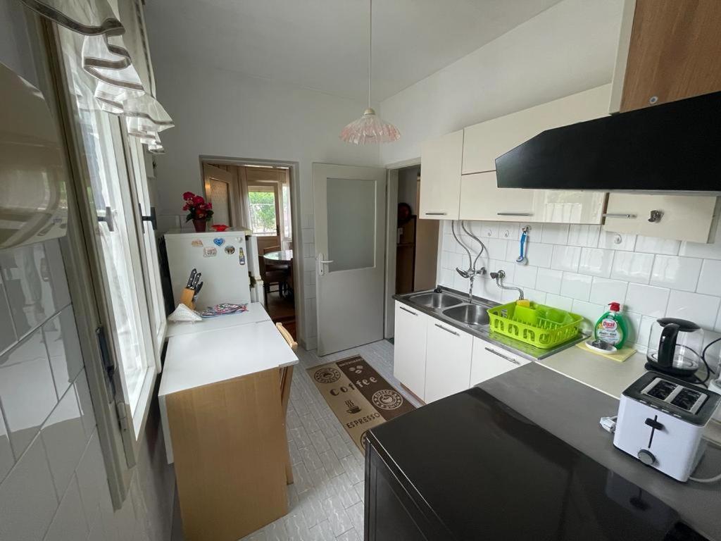 Apartman Pcelica Apartment พูลา ภายนอก รูปภาพ