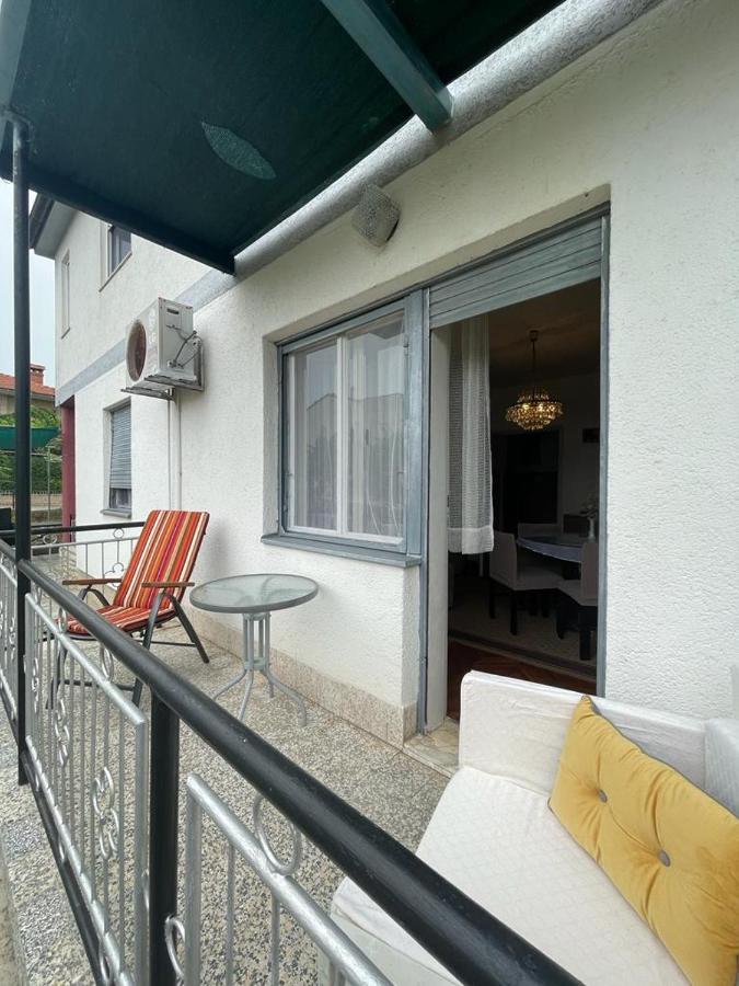 Apartman Pcelica Apartment พูลา ภายนอก รูปภาพ